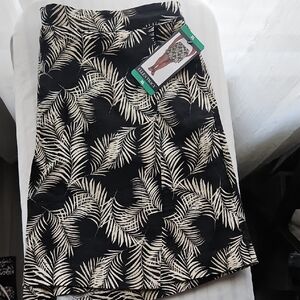 George Black and Cream Leaf Pencil Skort